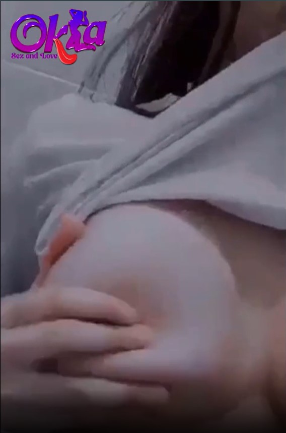 Hồ Kim Liên Lộ Clip Sex Cặp Đào Căng Tròn Nóng Bỏng